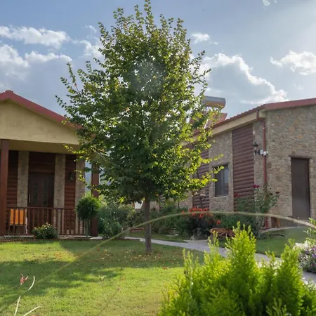 Pozar Park 招待所 3*