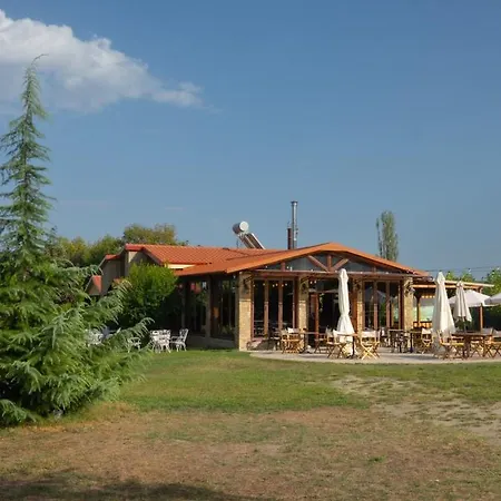 Pozar Park 招待所 3*